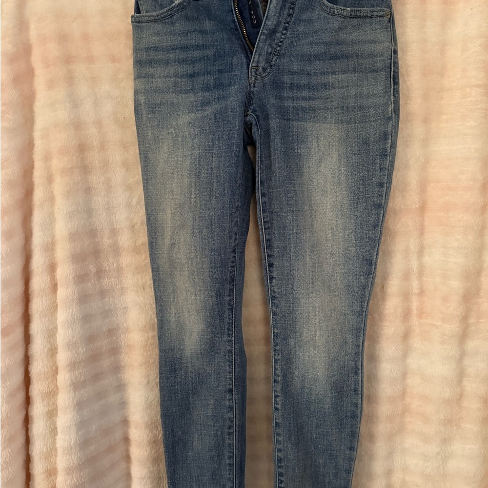 Lucky Brand Women's Light Blue Skinny Jeans
